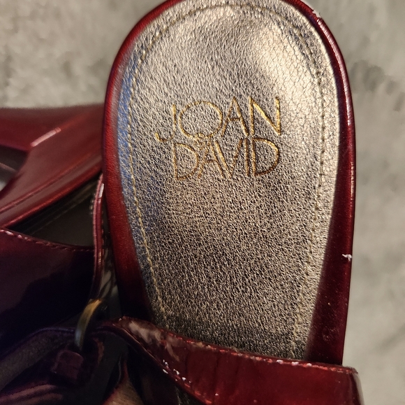 Heels at least 4 inches - Picture 6 of 6